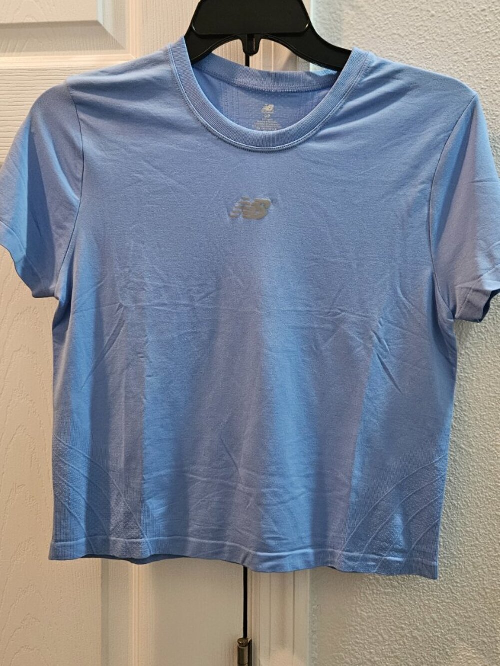 New Balance top small - Picture 2 of 9